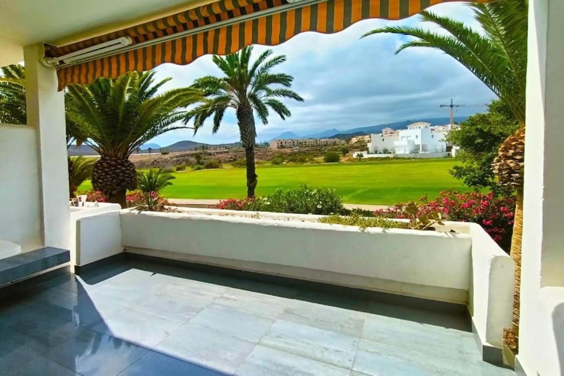 Con Vista Al Golf Amarilla Sc743 San Miguel de Abona